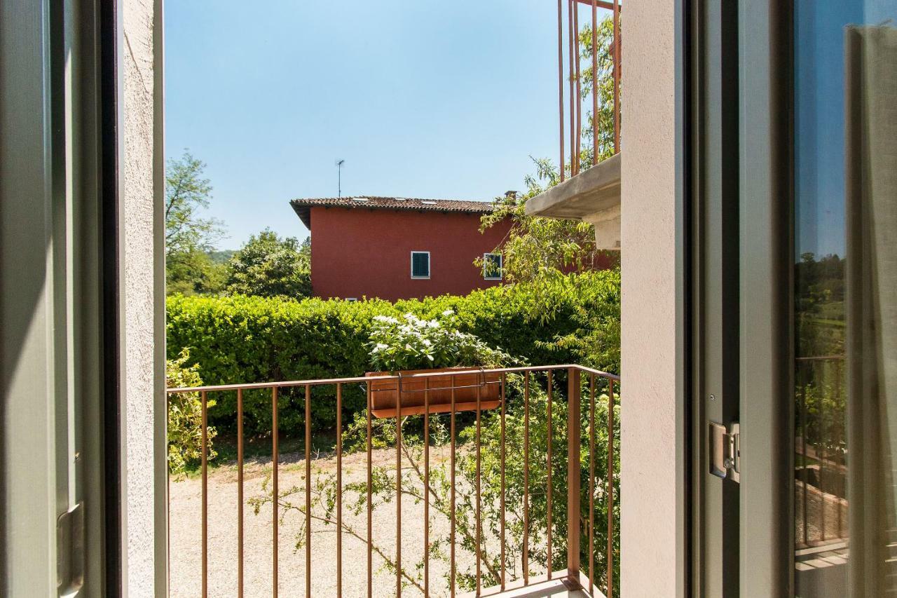 Appartamenti Presso Cascina La Melagrana Costigliole d'Asti Bagian luar foto