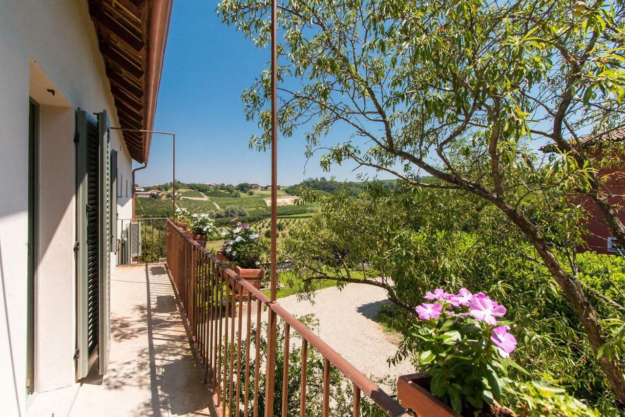 Appartamenti Presso Cascina La Melagrana Costigliole d'Asti Bagian luar foto