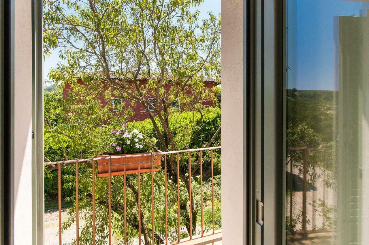 Appartamenti Presso Cascina La Melagrana Costigliole d'Asti Bagian luar foto
