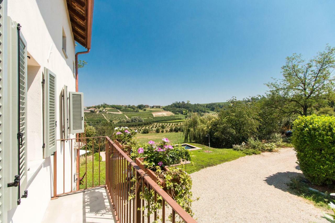 Appartamenti Presso Cascina La Melagrana Costigliole d'Asti Bagian luar foto