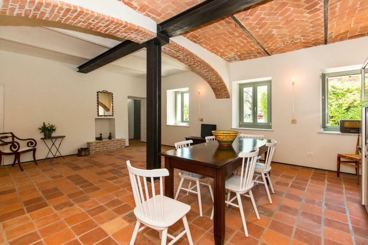 Appartamenti Presso Cascina La Melagrana Costigliole d'Asti Bagian luar foto