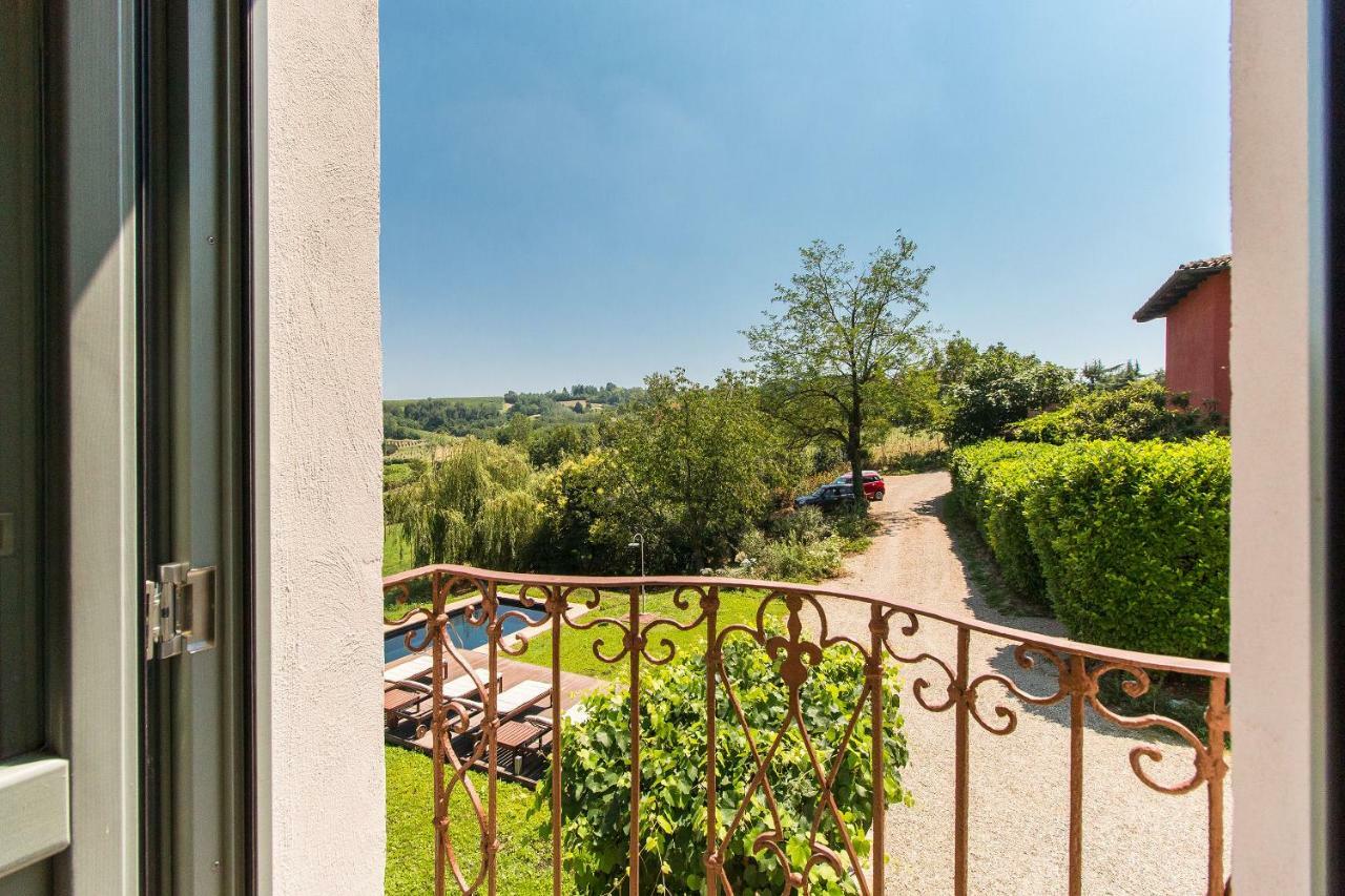 Appartamenti Presso Cascina La Melagrana Costigliole d'Asti Bagian luar foto